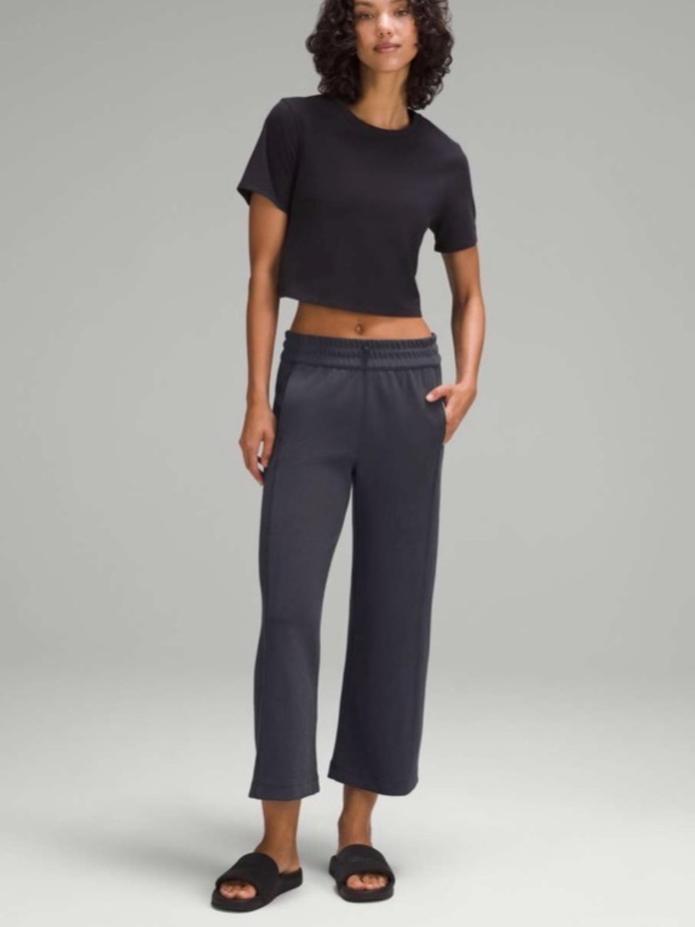 Lululemon Ribbed Softstreme Mid Rise Wide Leg Cropped Pant 25” Graphite Grey 8